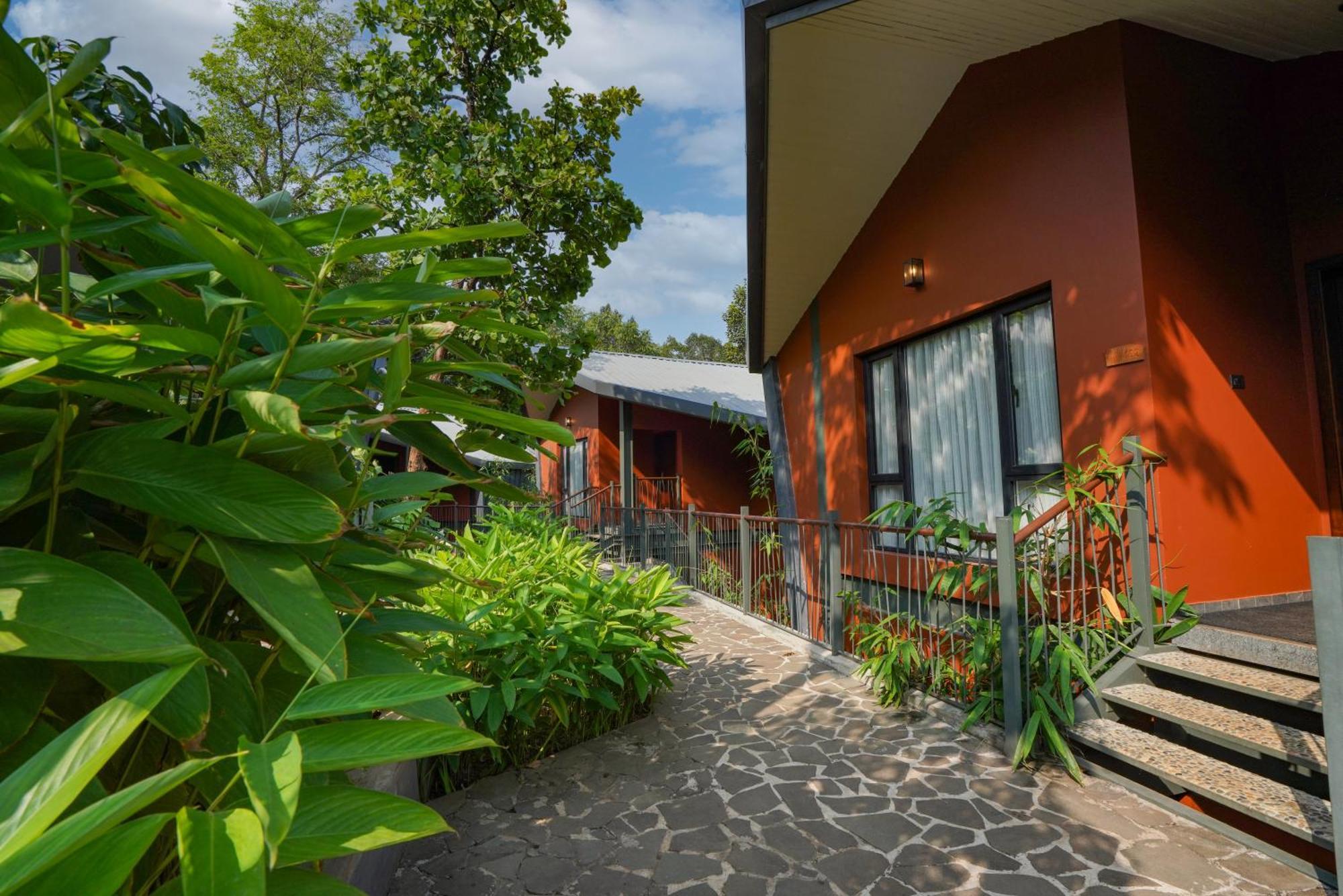Vyna Hillock Resort And Spa Vythiri Bagian luar foto